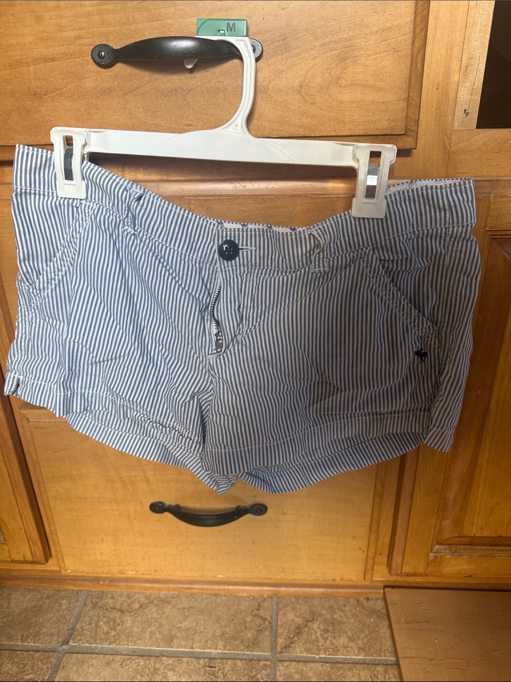 Abercrombie Striped Blue & White  Shorts size 10